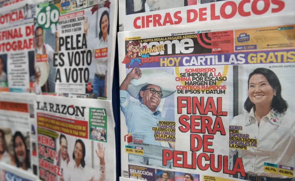La distancia entre S�nchez y Fujimori baja a 20.000 votos, con 97 % del escrutinio en Per�