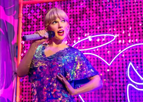 Swift present� por primera vez en vivo "I Knew It, I Knew You", la canci�n que escribi� especialmente para Toy Story 5.