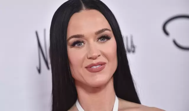 La cantante asegur� que su relaci�n con el ex primer ministro canadiense le ha dado estabilidad en una etapa clave de su vida.