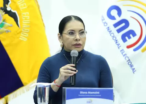 Diana Atamaint, presidenta del Consejo Nacional Electoral (CNE).