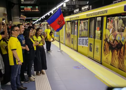 El Metro de Quito se viste de Tricolor con su primer tren tem�tico dedicado a la Selecci�n