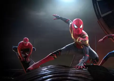 El nuevo tr�iler revela el mayor desaf�o emocional y f�sico de Spider-Man.