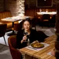 �Comer solo es soledad o libertad personal consciente?