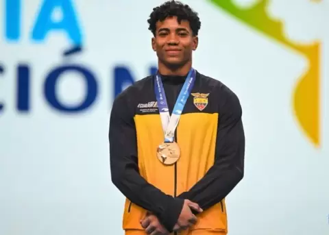 Domenick Godoy se convierte en un referente de la gimnasia para Ecuador.