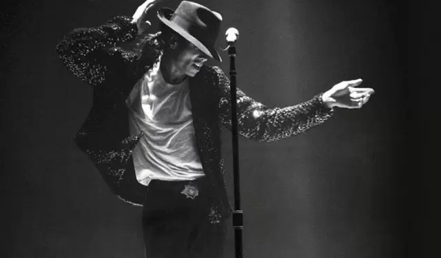 Millones de fans honran a Michael Jackson con m�sica, paz y unidad.