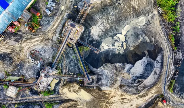 Imagen referencial de la miner�a legal.