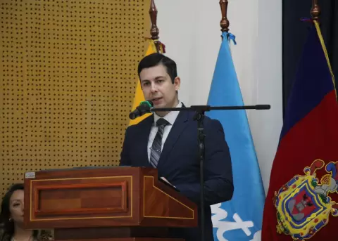 Ricardo Guti�rrez es el nuevo ministro de Telecomunicaciones.