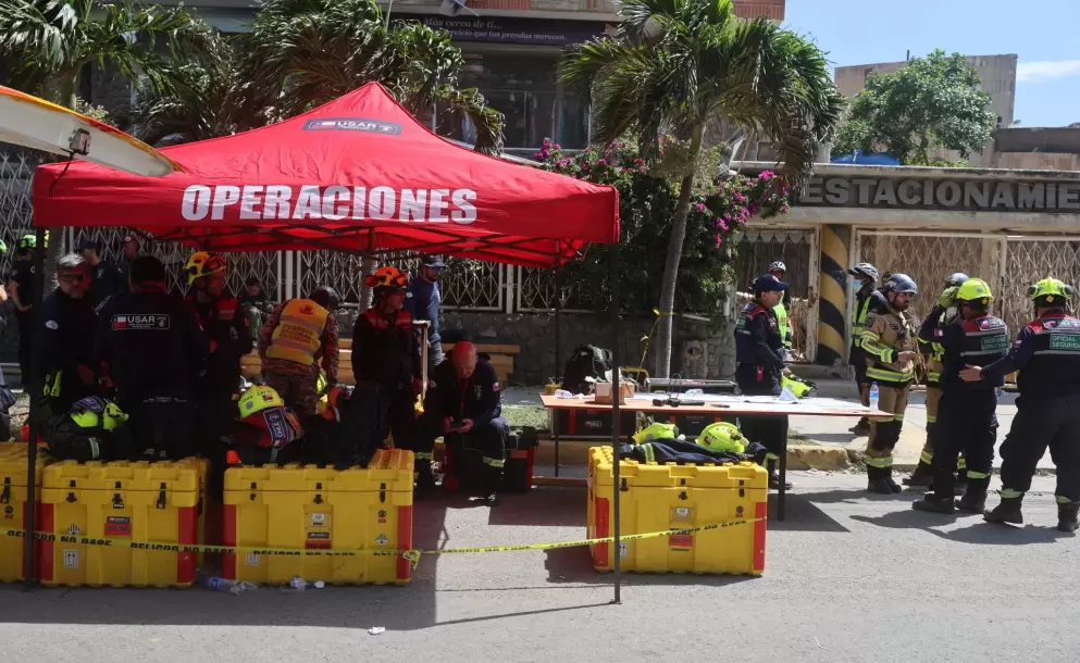 Rescatan a sobreviviente de los terremotos en Venezuela tras ocho d�as bajo los escombros