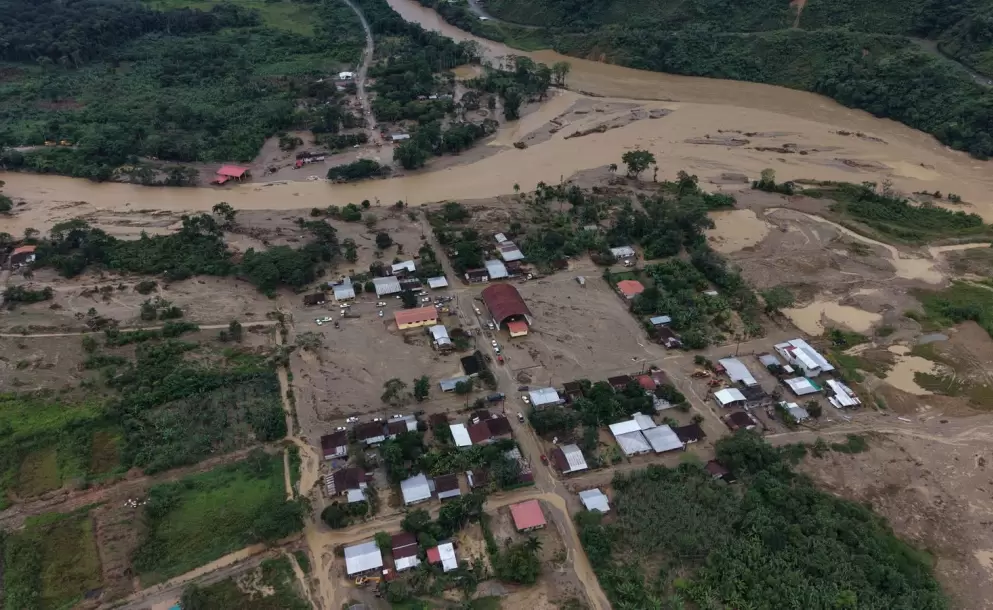 Gobernadora de Zamora Chinchipe sigue desaparecida tras el aluvi�n que dej� nueve fallecidos