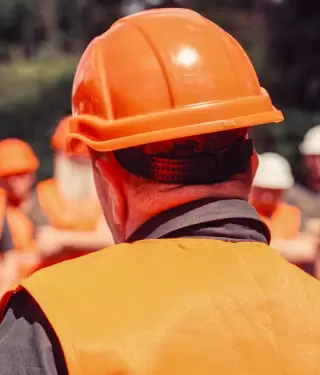 Los disfraces que utiliza el ICE para detener migrantes: obreros, electricistas, repartidores y m�s.