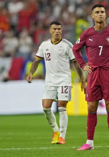 Cristiano Ronaldo, de Portugal, muestra su decepci�n tras perder el partido de octavos de final del Mundial frente a Espa�a, el 06 de julio de 2026.