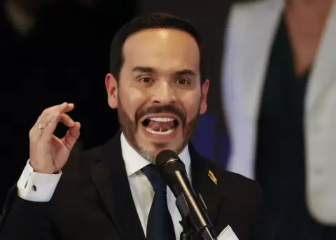 Abelardo de la Espriella, tras recibir su credencial como presidente electo de Colombia, en Bogot�.