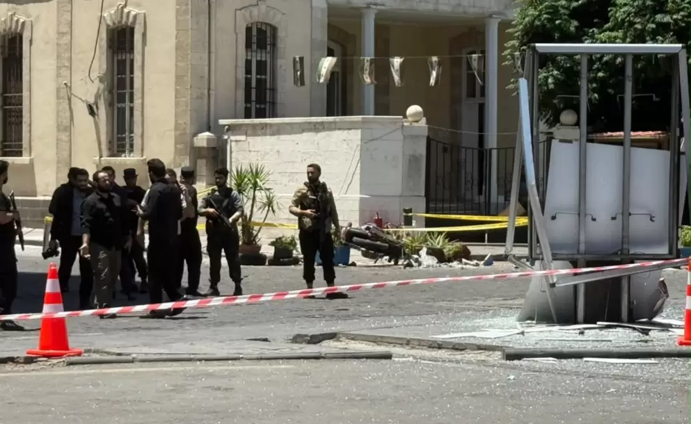 Al menos 18 heridos en dos explosiones en el centro de Damasco durante la visita de Macron