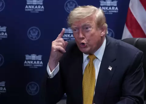 El presidente de EE.UU., Donald Trump, en una reuni�n con el secretario general de la OTAN, Mark Rutte, en Ankara, Turqu�a, el 8 de julio de 2026.