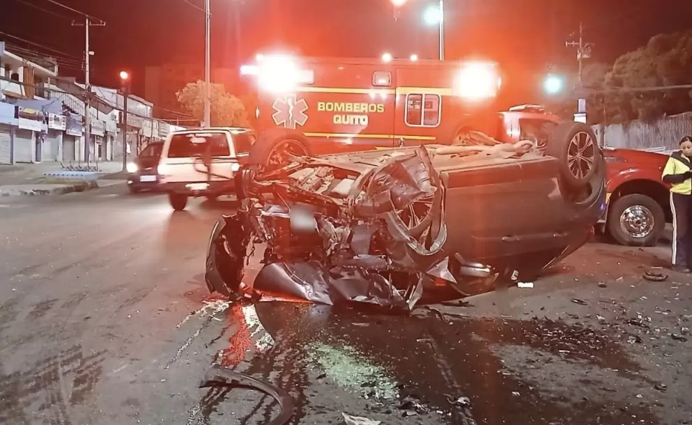 Un herido tras aparatoso siniestro de tr�nsito en el norte de Quito