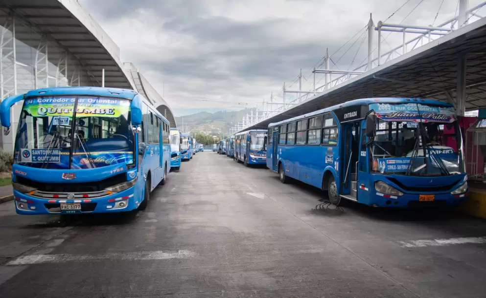 Gobierno de Ecuador reforma el mecanismo de compensaci�n al transporte p�blico y comercial