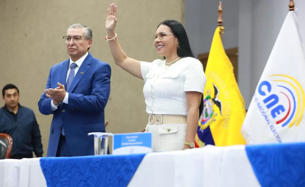 Jos� Cabrera pidi� a Contralor�a auditar la presidencia de Diana Atamaint en el CNE