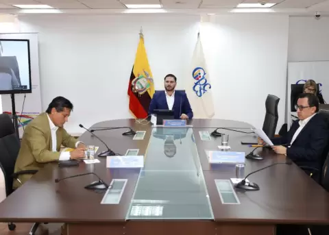 Sesi�n del CPCCS el 15 de julio de 2026.
