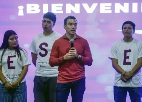 El presidente de Ecuador, Daniel Noboa, habla durante la nueva etapa del programa J�venes en Acci�n, el 15 de julio de 2026.