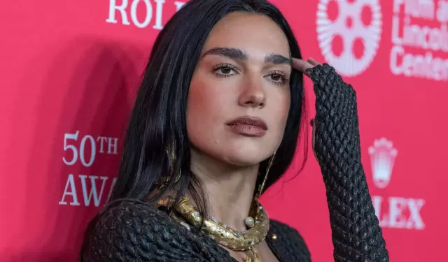 Dua Lipa respalda protestas ambientales contra pol�mico megaproyecto tur�stico.