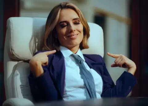 Un gerente con un mal ego no delega, ni escucha de manera asertiva.