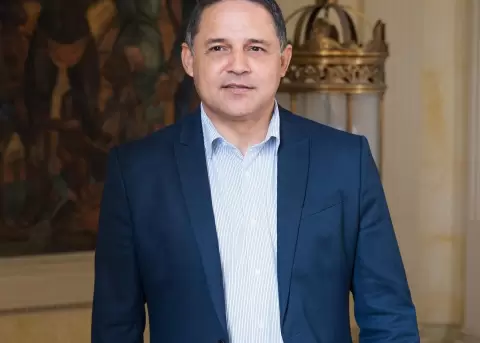 Honorio Henr�quez, presidente del senado colombiano.