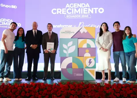 PRESENTACI�N DE LA AGENDA DE CRECIMIENTO ECUADOR AL 2040. QUITO, 21 DE JULIO DEL 2026.