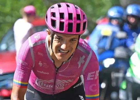 Richard Carapaz gan� la etapa 18 del Tour de Francia.