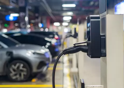 La UISEK impulsa la formaci�n del talento que demanda la transici�n hacia la movilidad el�ctrica en Ecuador.