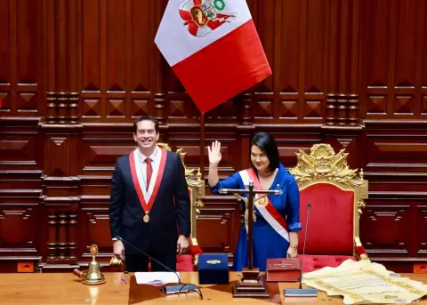 Dina Boluarte asume como presidenta de Per� en el Congreso de la Rep�blica.