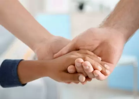 Asamblea aprueba ley para agilizar los procesos de adopci�n