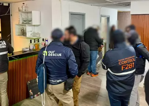 Tres personas fueron detenidas este 30 de julio de 2026 en Quito, por presunta trata de personas.