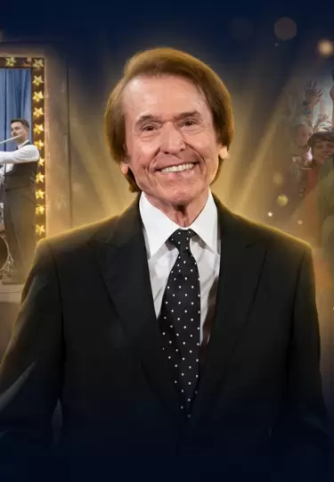 Netflix revive la extraordinaria historia del cantante Raphael con serie biogr�fica oficial.