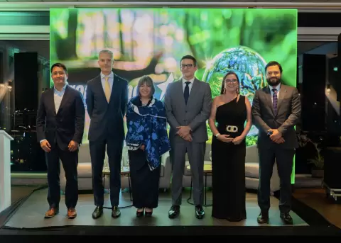 Produbanco liderando la sostenibilidad en el sector financiero.
