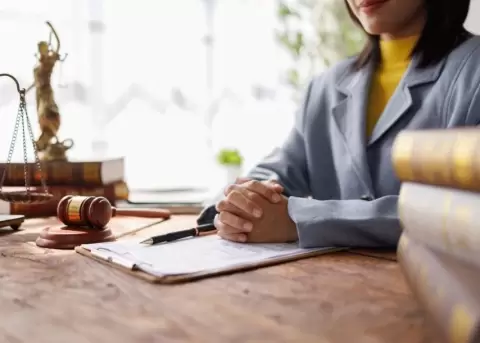 Herramientas legales para enfrentar violencia, acoso laboral y violencia econ�mica femenina