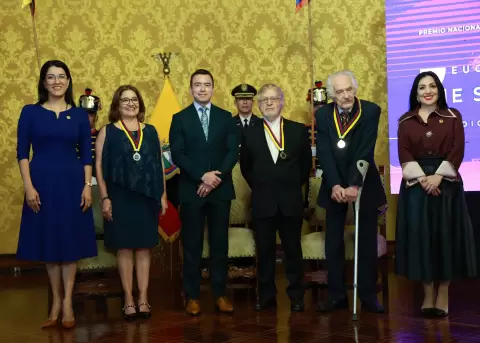Noboa: "Los creadores, artistas y cient�ficos son el capital humano m�s valioso del pa�s"
