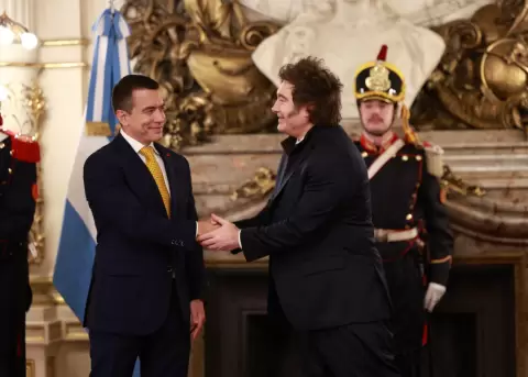 El presidente Daniel Noboa en un encuentro oficial con su homologo argentino, Javier Milei, en la Casa Rosada, el 21 de agosto de 2025.