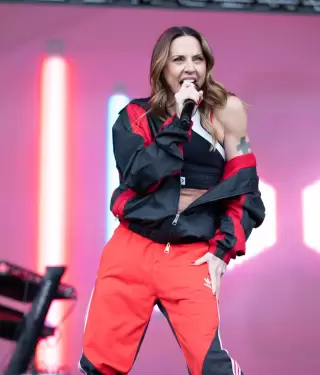 Los detalles del �por qu� Victoria Beckham no estuvo presente en su boda?.