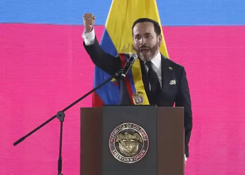 El presidente de Colombia, Abelardo de la Espriella, pronuncia un discurso este 7 de agosto 2026, en Cali (Colombia).