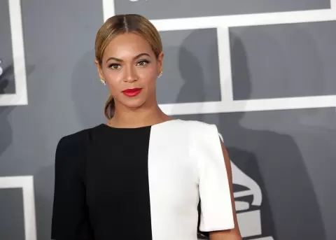 Beyonc� enfrenta demanda por derechos de autor.