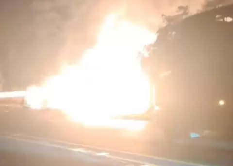 Tr�gico accidente en la V�a Al�ag - Santo Domingo deja dos fallecidos y cuatro heridos.