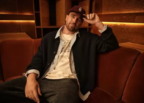Travis Kelce recuerda su boda con Taylor Swift entre estrellas y emoci�n.