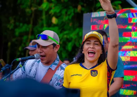 Luisa Gonz�lez, precandidata a la Prefectura de Manab� por Pachakutik.