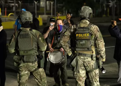 El Servicio de Inmigraci�n y Control de Aduanas (ICE) intensific� sus operativos en Estados Unidos.