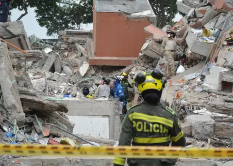 Vista de da�os por el terremoto del 10 agosto en la ciudad de Cali (Colombia).