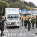 Ecuador entrega 12 toneladas de ayuda humanitaria a afectados por terremoto en Colombia
