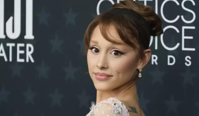 La cantante busca identificar a quienes habr�an robado material in�dito.