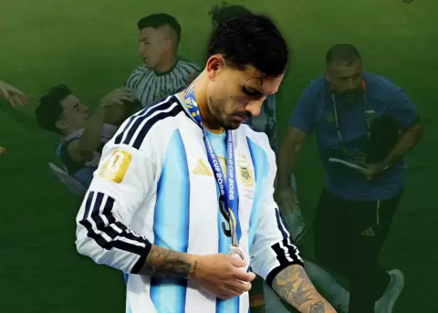 FIFA sanciona a Paredes tras la pol�mica final ante Espa�a.