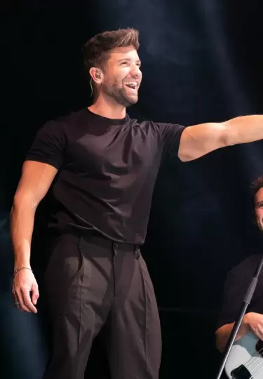 Pablo Albor�n cancel� su concierto por recomendaci�n m�dica tras crisis de salud.