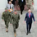 Cooperaci�n extranjera es fundamental, siempre que esto no implique operaciones en tierra, dice experto en seguridad